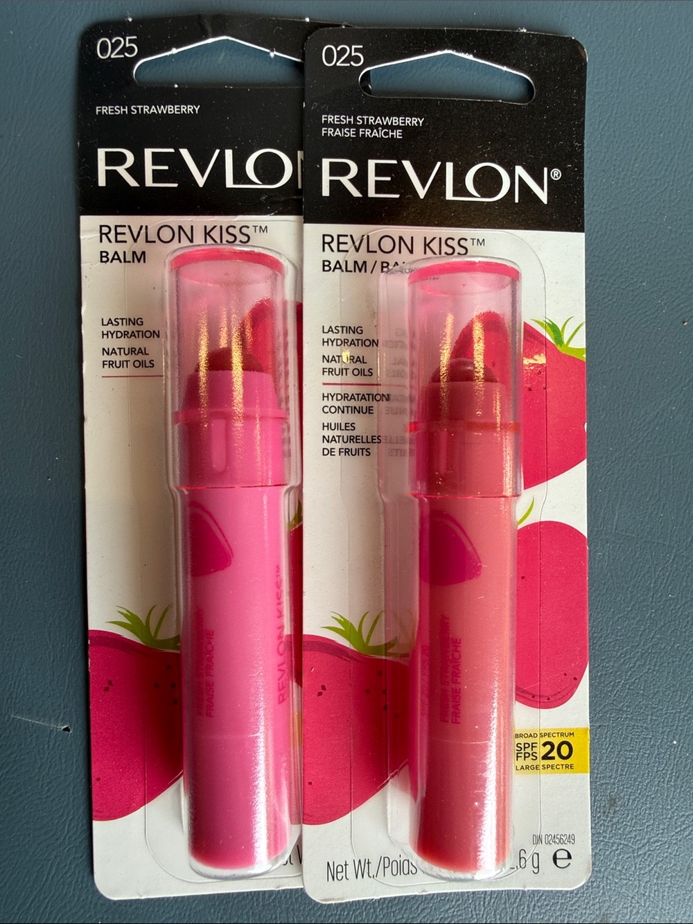 Revlon Kiss Balm Fresh Strawberry Pink Duo